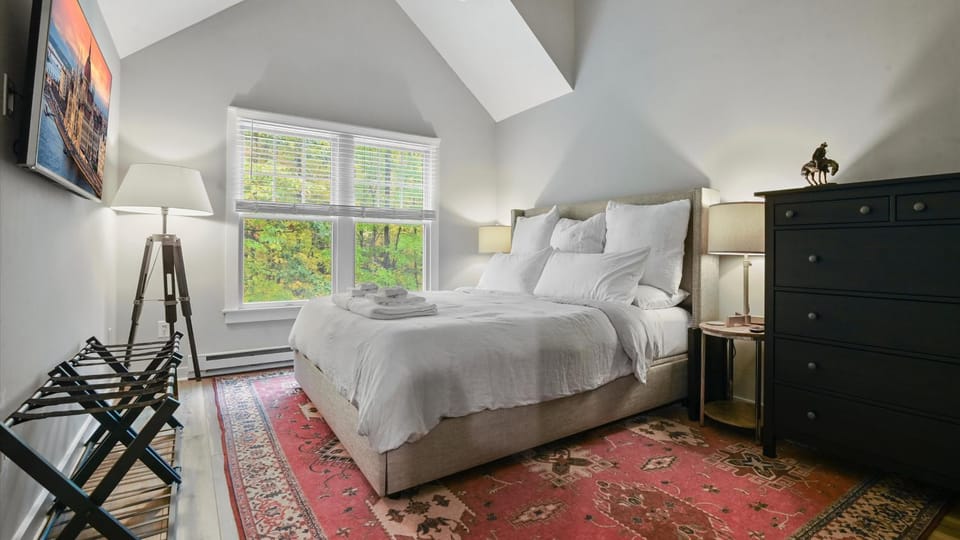 TV and multimedia, Bedroom
