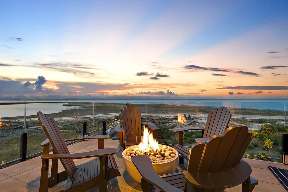Patio, Natural landscape, Balcony/Terrace, Sea view