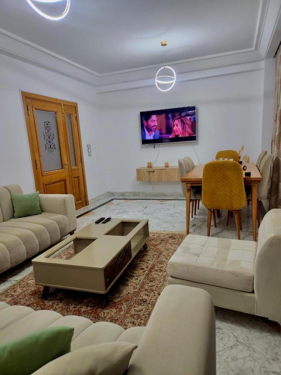 Salon et 3 chambres meublées au jardin de carthage Apartment in Tunis Governorate, Tunisia