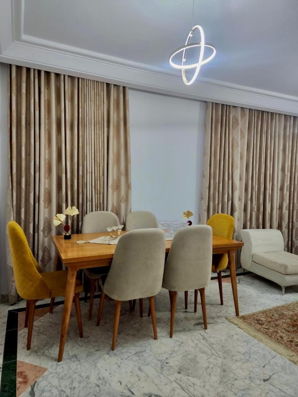 Salon et 3 chambres meublées au jardin de carthage Apartment in Tunis Governorate, Tunisia