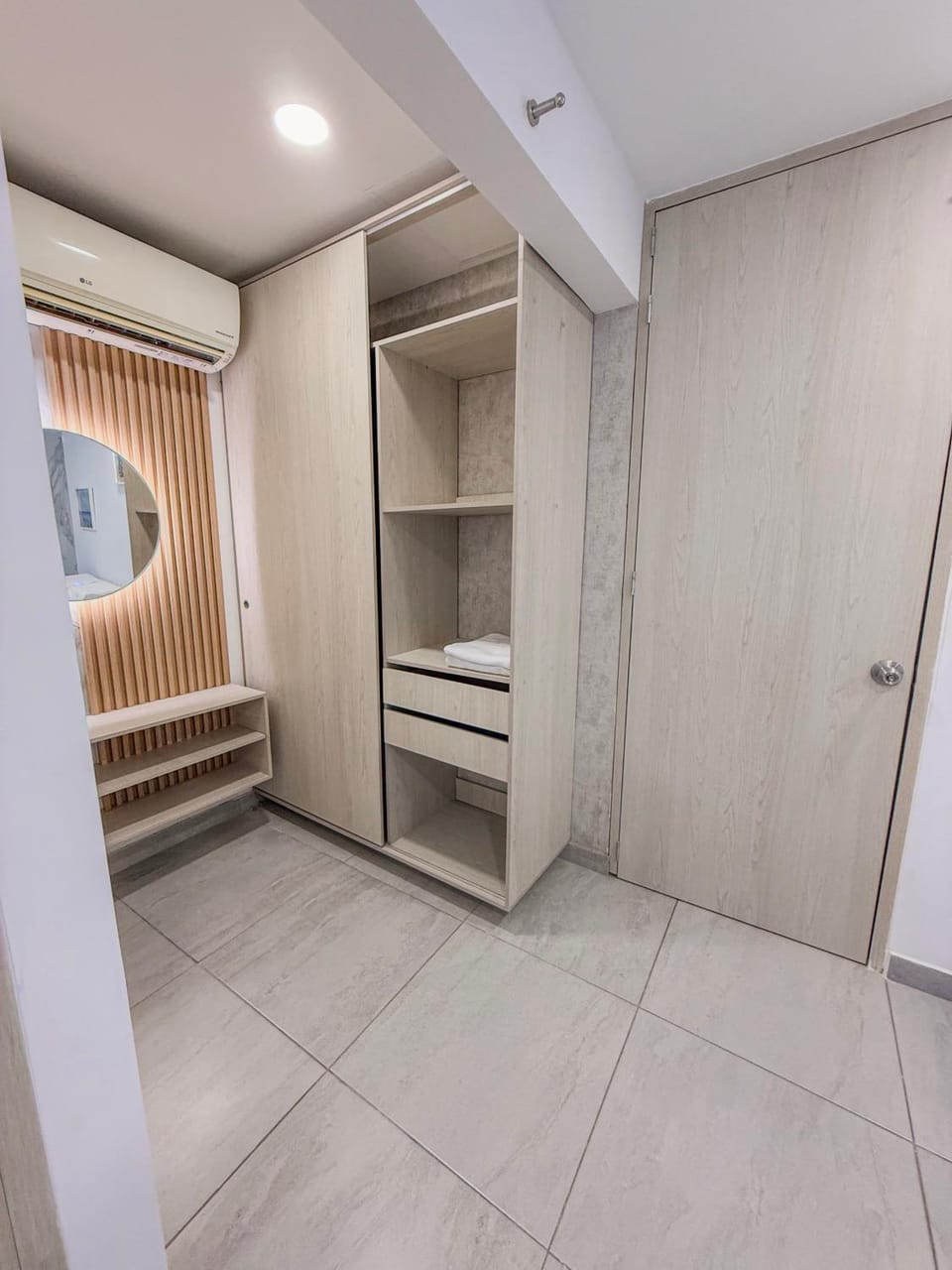 wardrobe