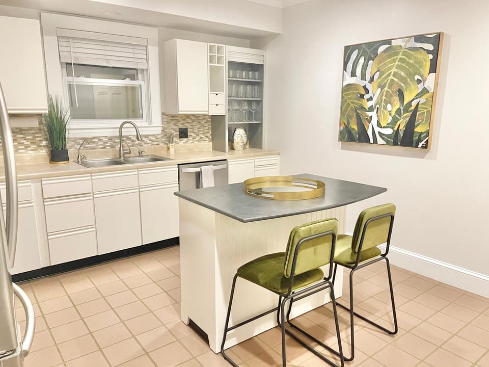 5STAR Close2BOSTON Private Stylish HOME +W/D+Wi-Fi House in Marlborough