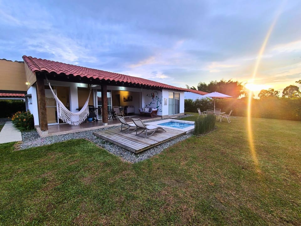 Off site, Garden, Garden view, Sunset