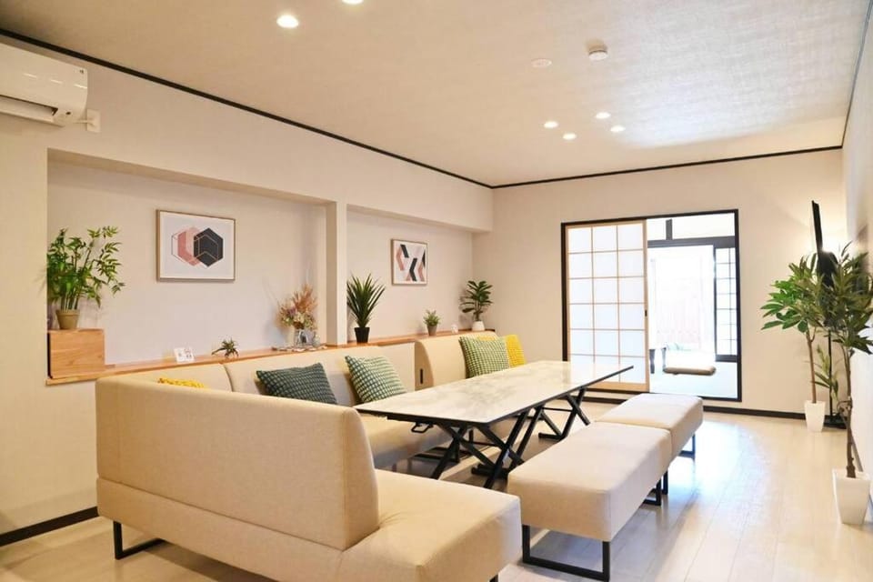 Living room, Dining area, air conditioner