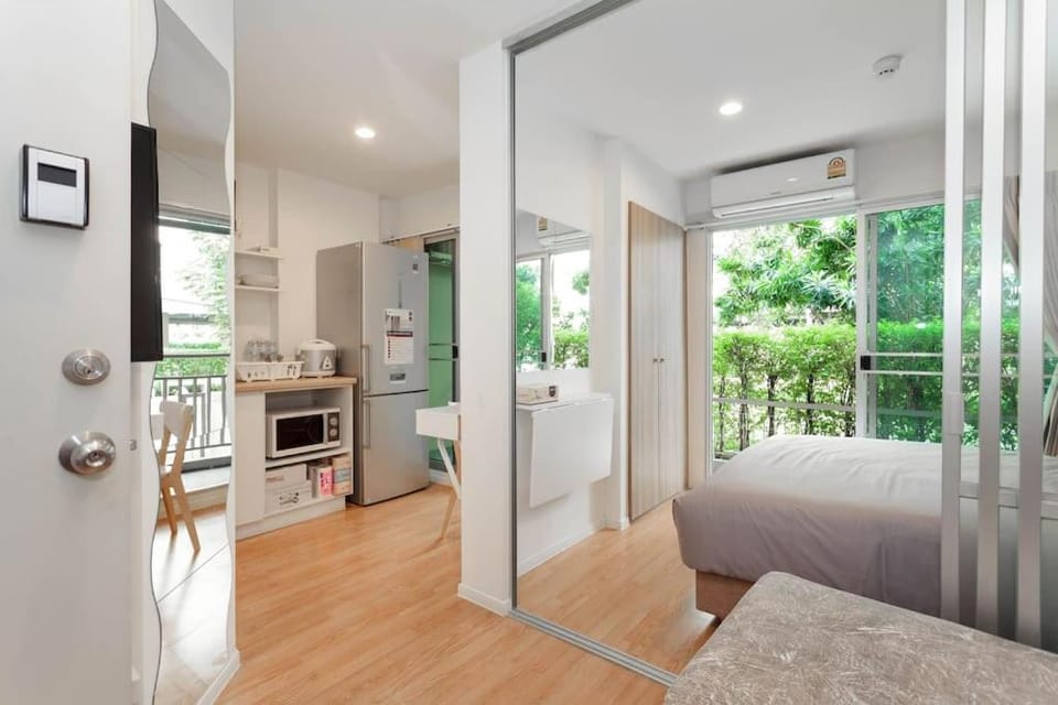 Fully Furnished Studio Apartments Apartment in Bangkok