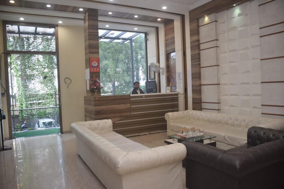 Lobby or reception, Seating area