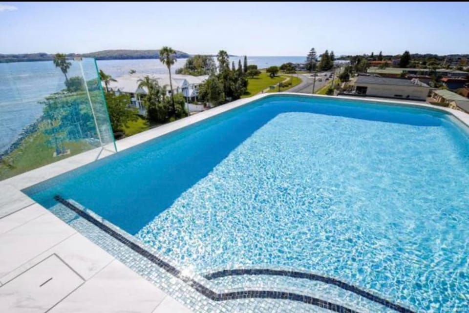 Pool view, Swimming pool
