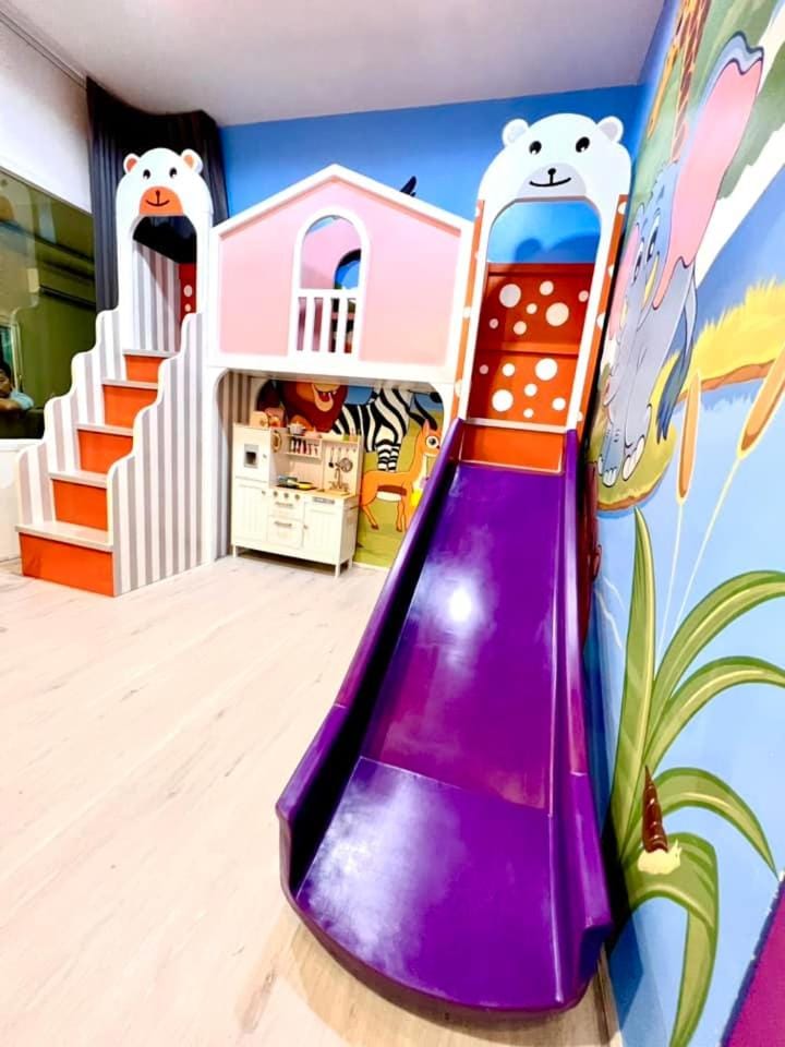Kids's club