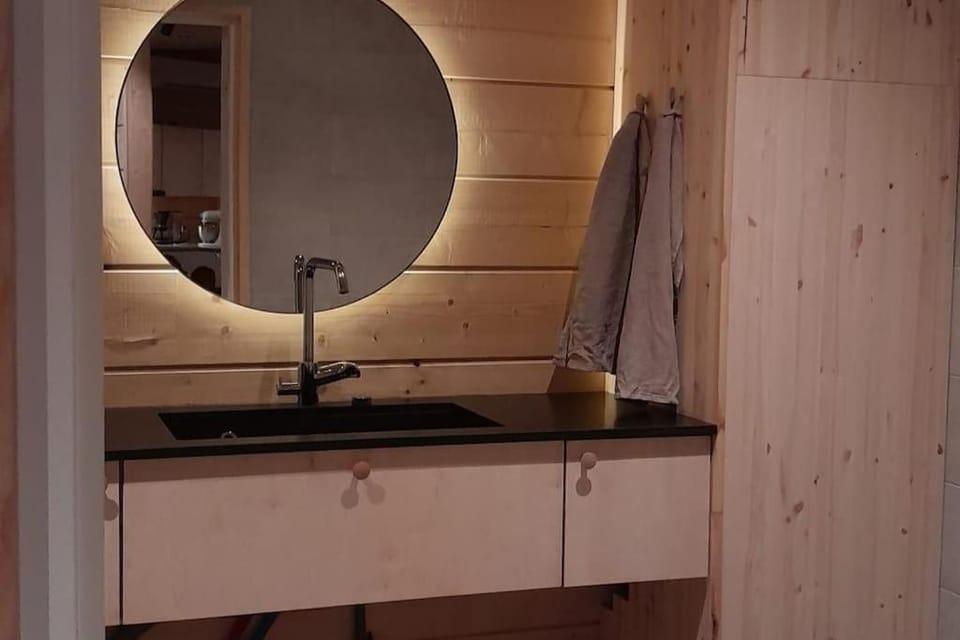 Uusi hirsimökki 7 henkilölle Villa in Lapland