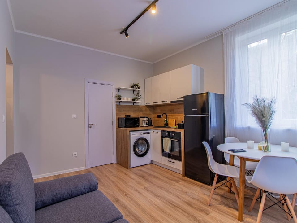 Eiffel Elegance - Stylish Sofia Apartment Apartment in Sofia