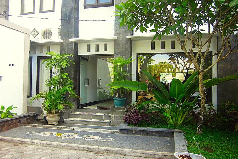 Property building, Garden