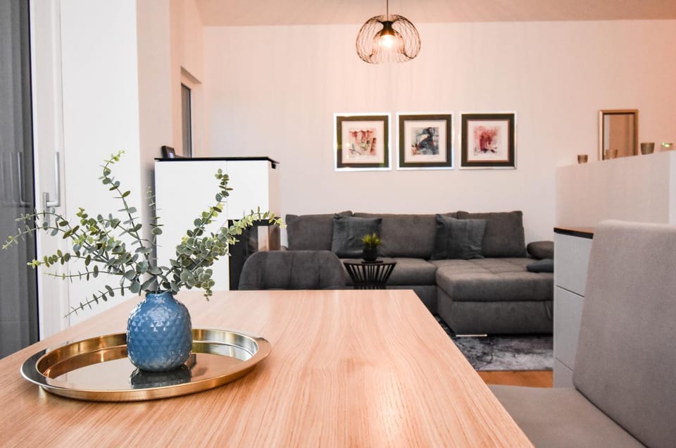 Living room, Seating area, Dining area, flat iron
