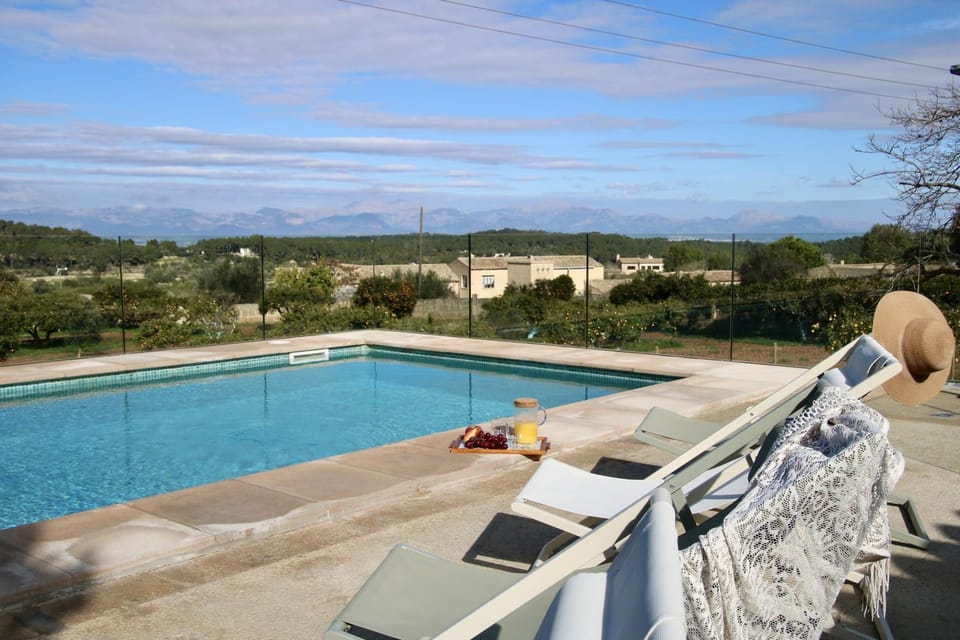 Bird's eye view, Swimming pool