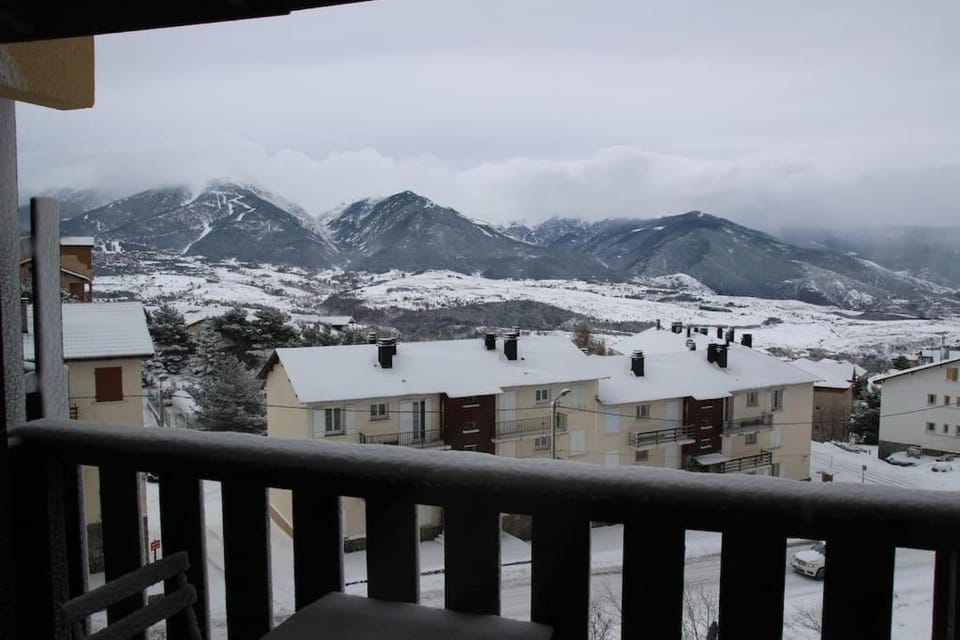 Studio mezzanine vue montagne Apartment in Bolquère