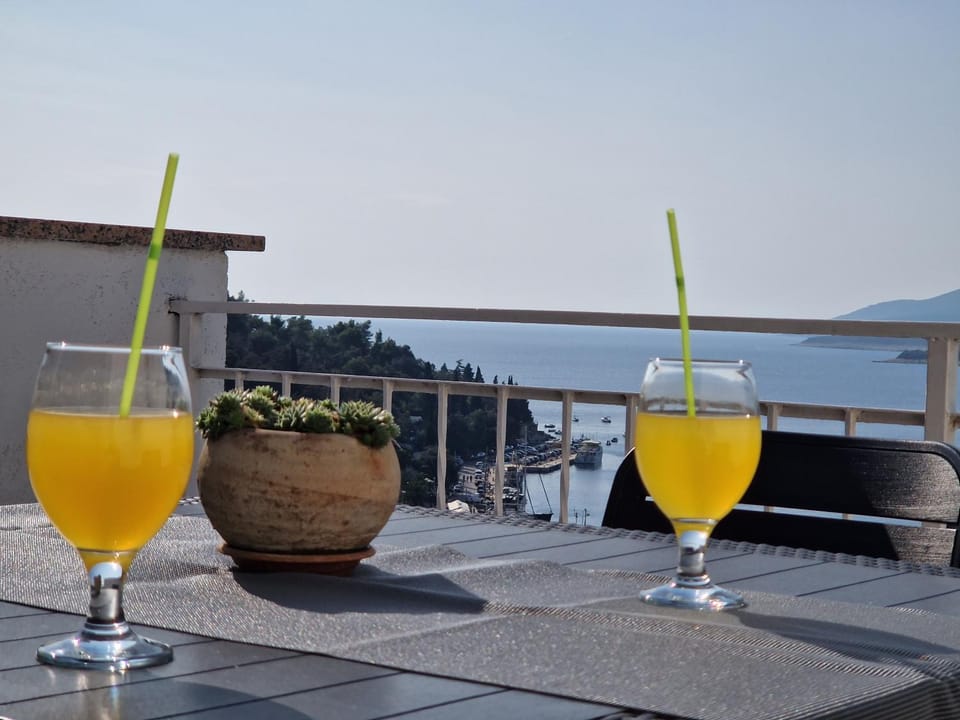 Day, View (from property/room), Balcony/Terrace, Sea view