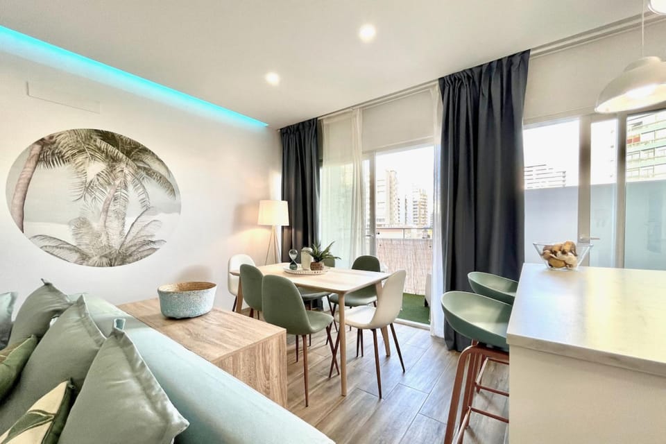 Living room, Seating area, Dining area