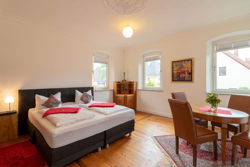 Living room, Seating area, Bedroom