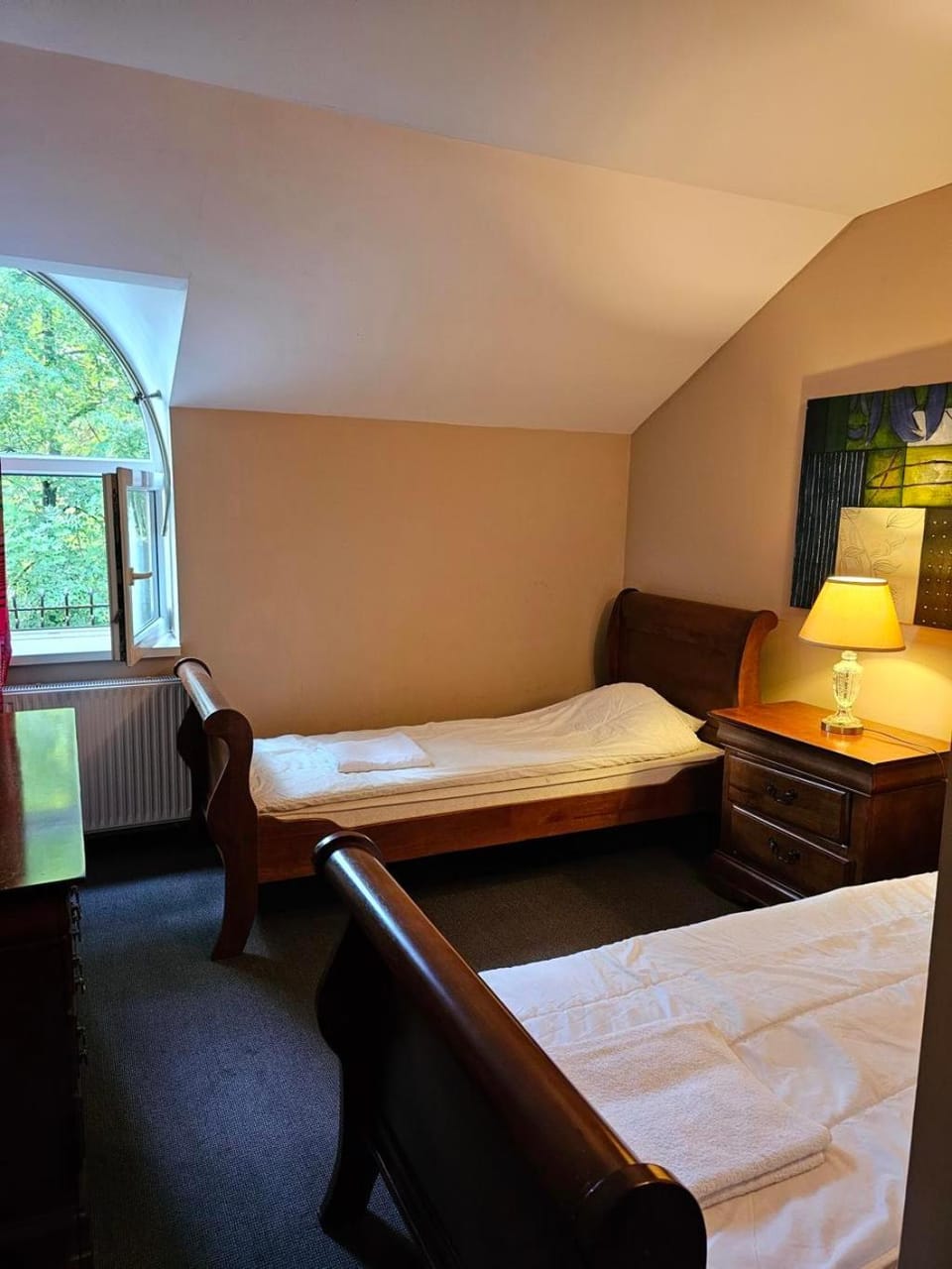 Bed, Photo of the whole room, Bedroom, hair dresser