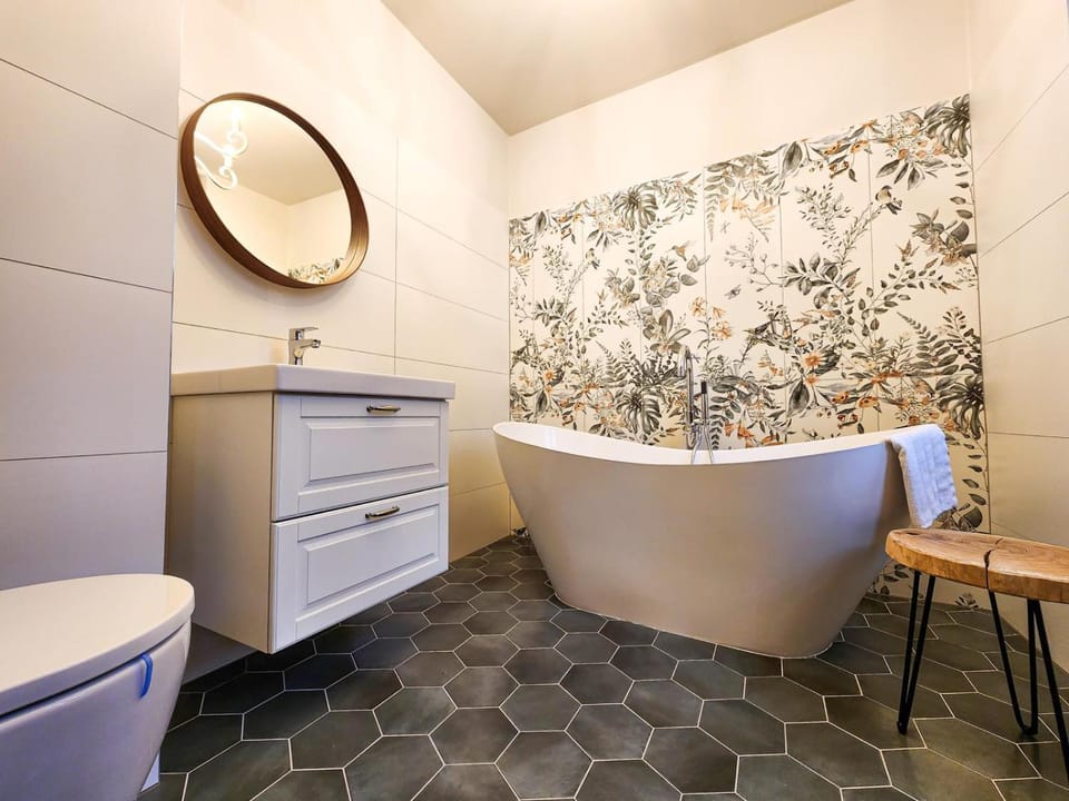 Bathroom, Bath
