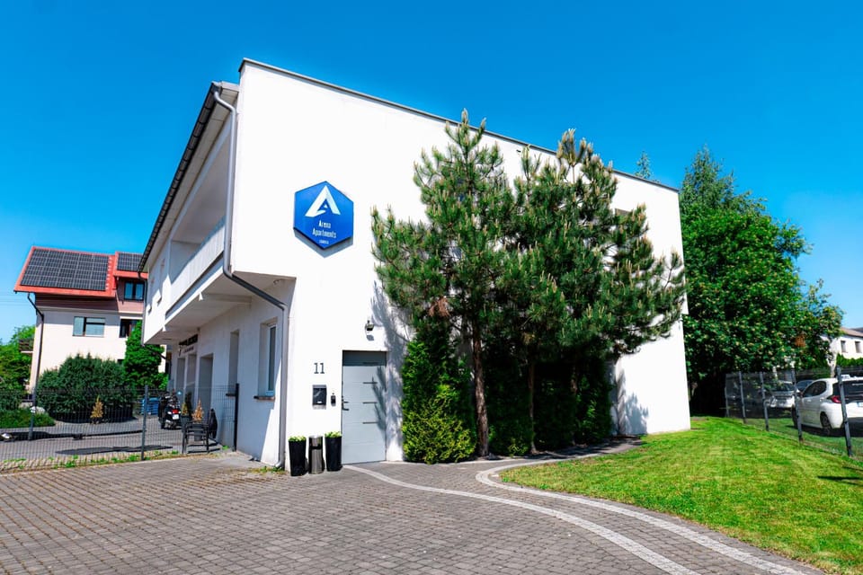 Property building, Street view, Parking