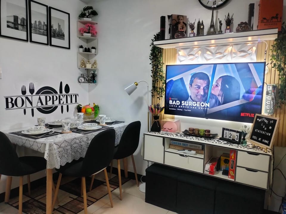 TV and multimedia, Dining area