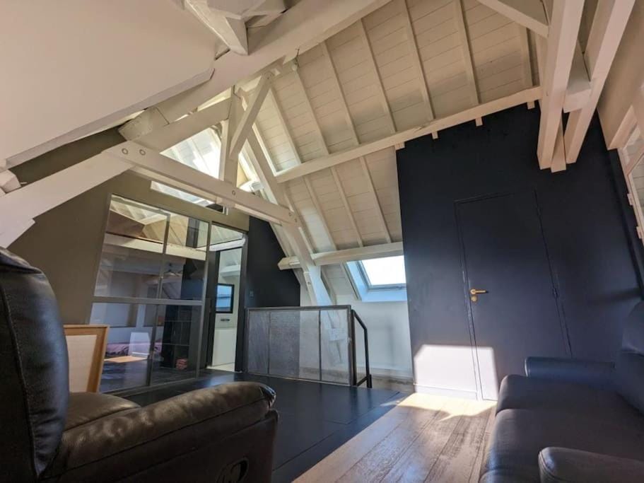 Maison Campagne Pisé Architecte Loft Contemporain Villa in Auvergne-Rhône-Alpes