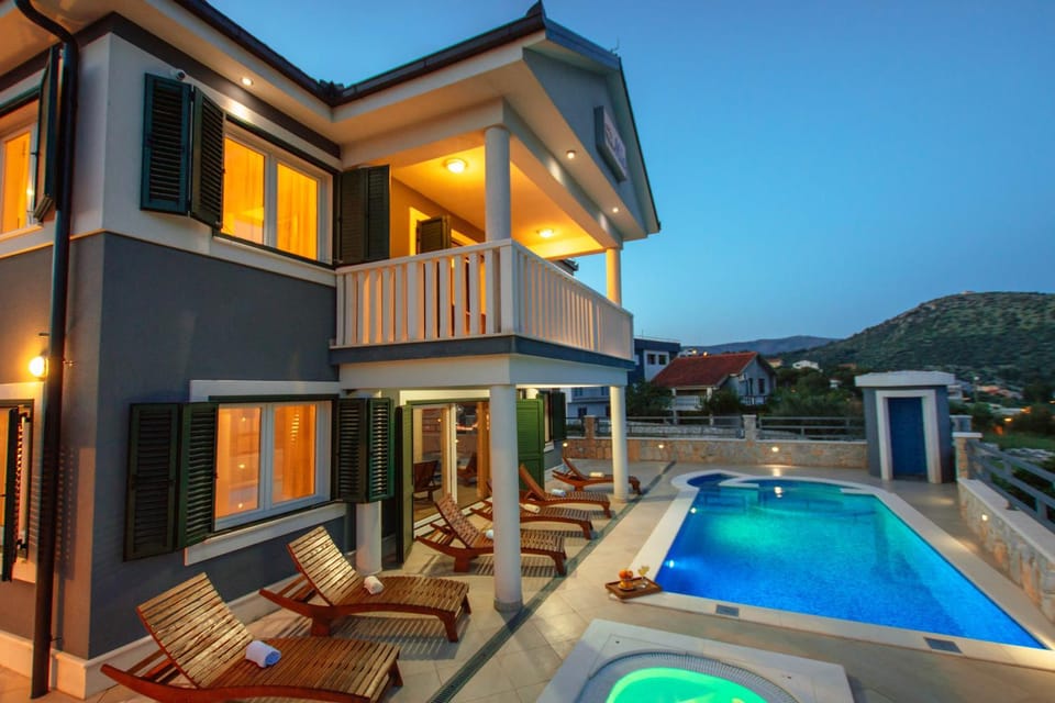 Patio, Balcony/Terrace, Swimming pool