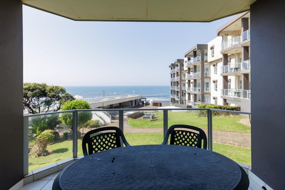 Property building, Day, Balcony/Terrace, Sea view
