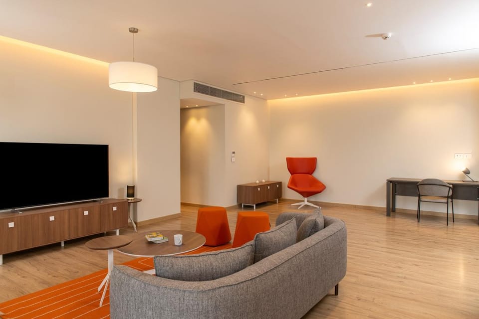 TV and multimedia, Living room, Seating area