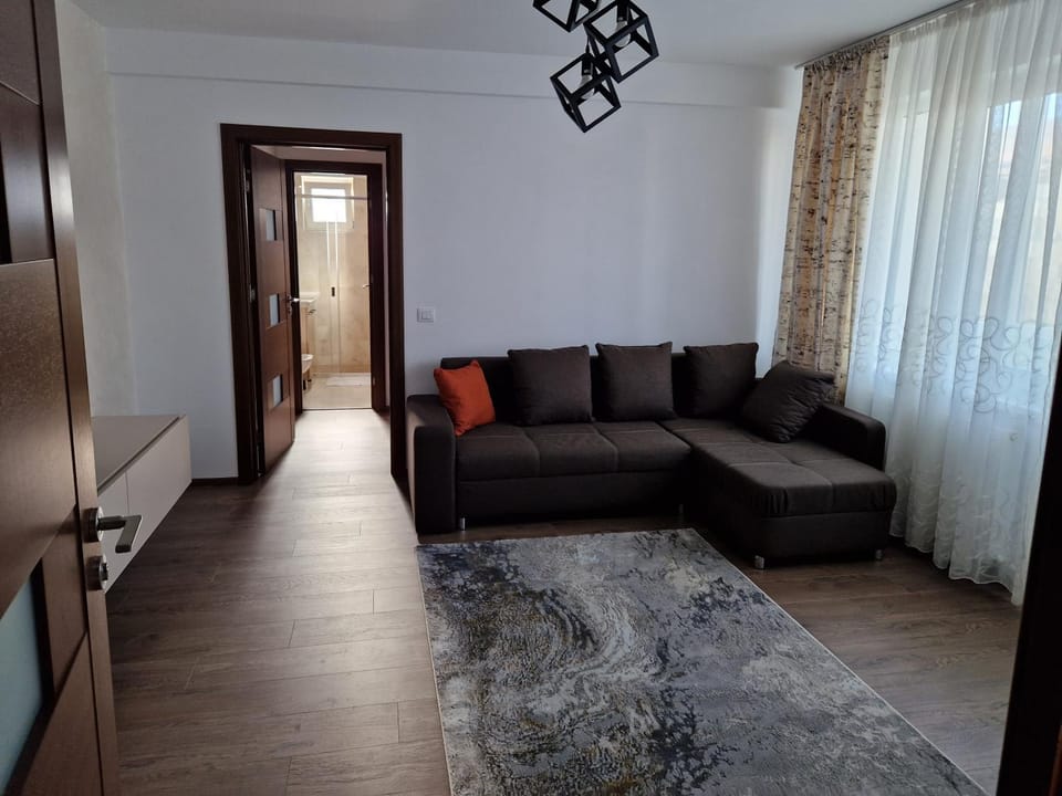 Communal lounge/ TV room, Day, Balcony/Terrace, Living room, Photo of the whole room, Seating area