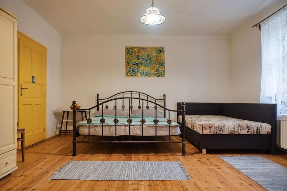 Living room, Photo of the whole room, Bedroom