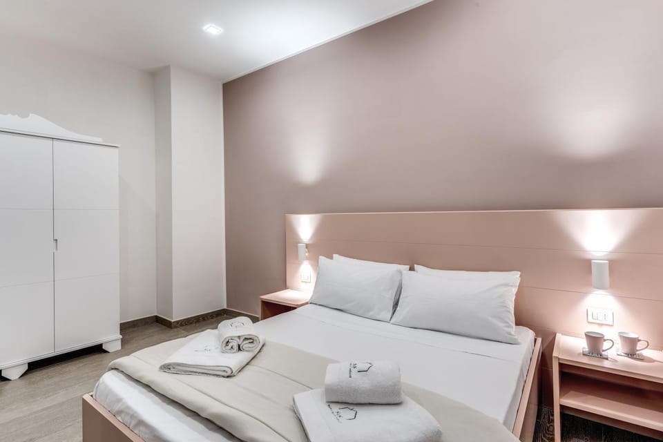 Bed, Photo of the whole room, Bedroom, towels, wardrobe