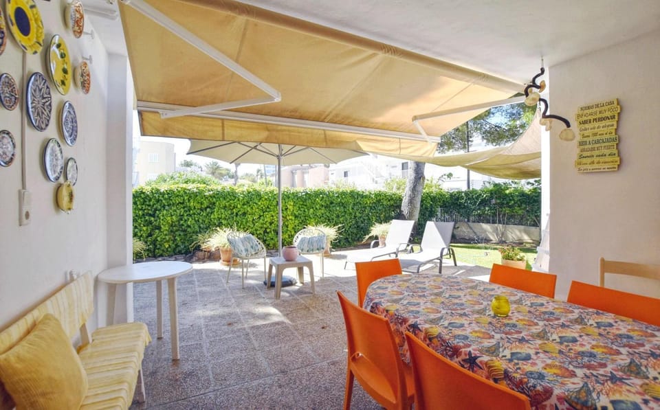 Cora House in Raiguer