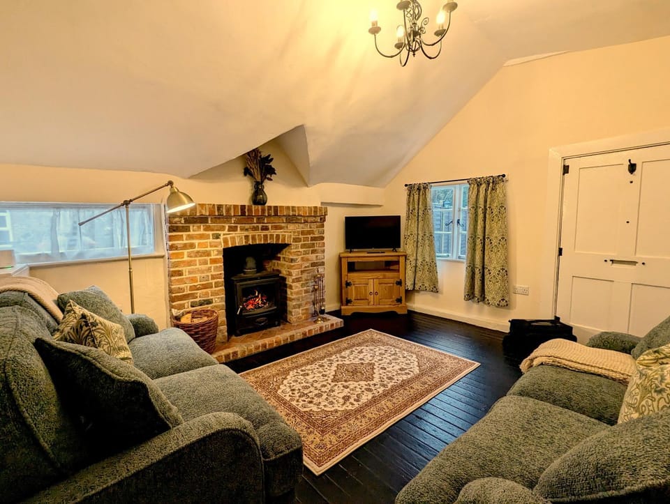 TV and multimedia, Living room, flat iron