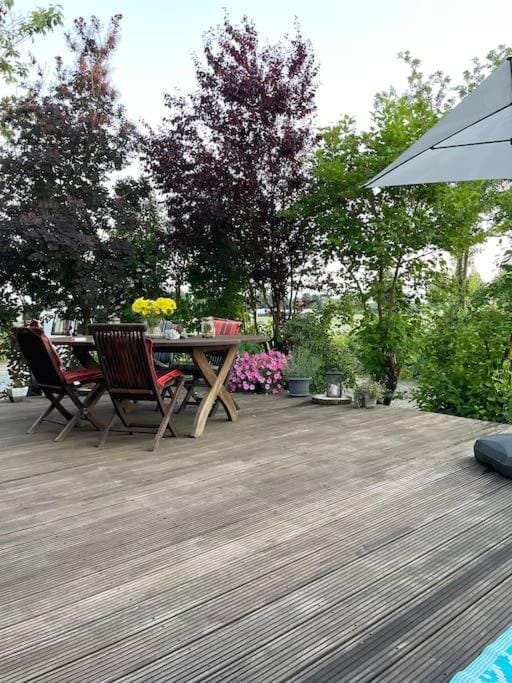 Garden, View (from property/room), Balcony/Terrace