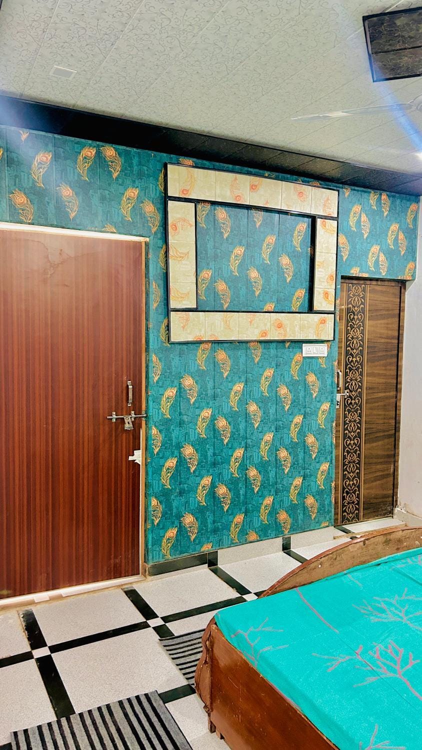 Radhey Krishna home stay Vacation rental in Uttar Pradesh