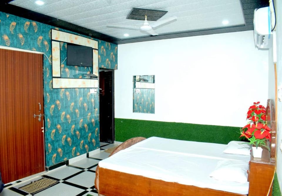 Radhey Krishna home stay Vacation rental in Uttar Pradesh