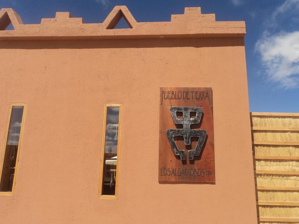Facade/entrance, Day