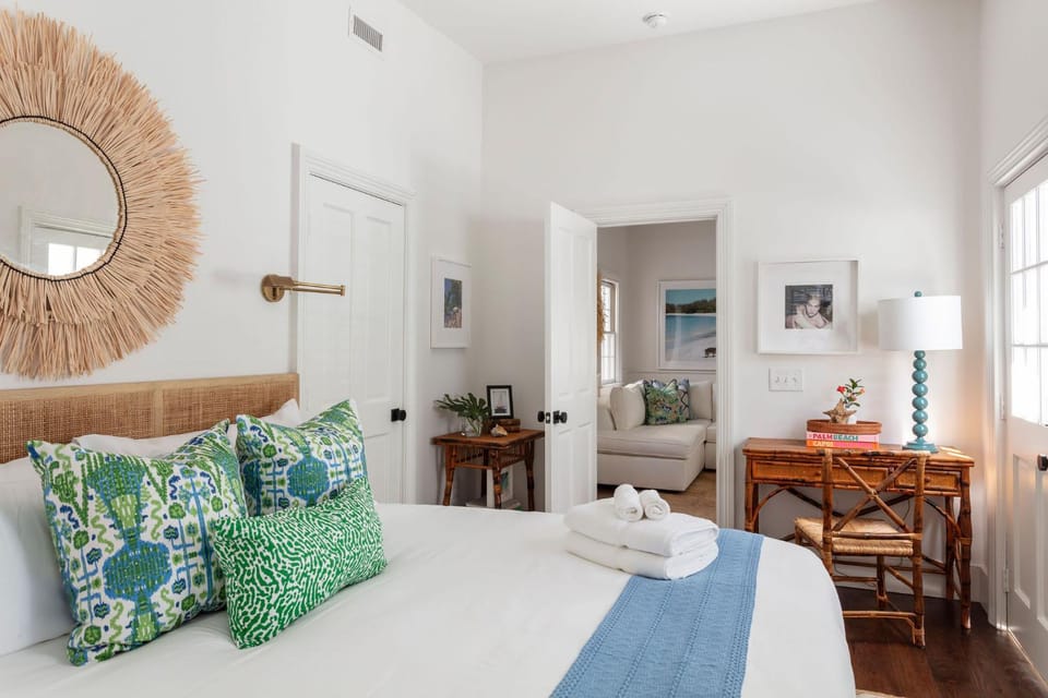 Blue Cottage at Casa Zoe House in Charleston
