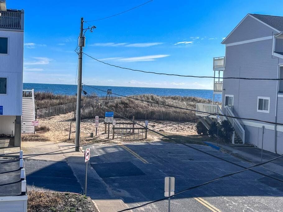 Ocean views and just steps to the Beach! House in Ocean City