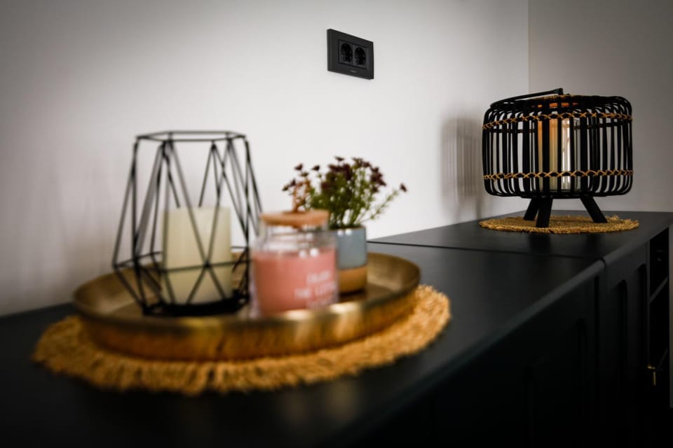 Living room, Decorative detail