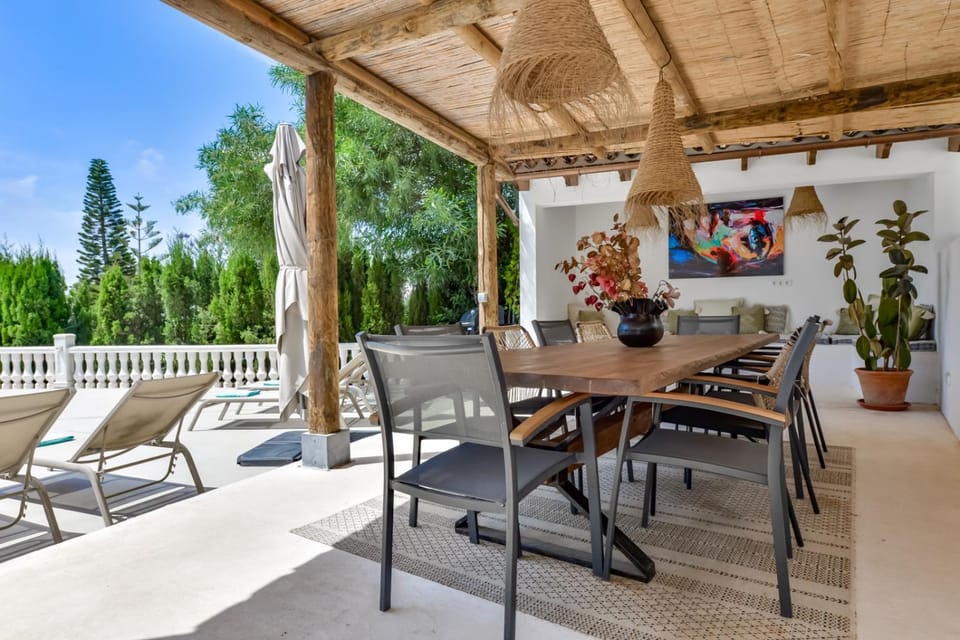 Balcony/Terrace, Dining area
