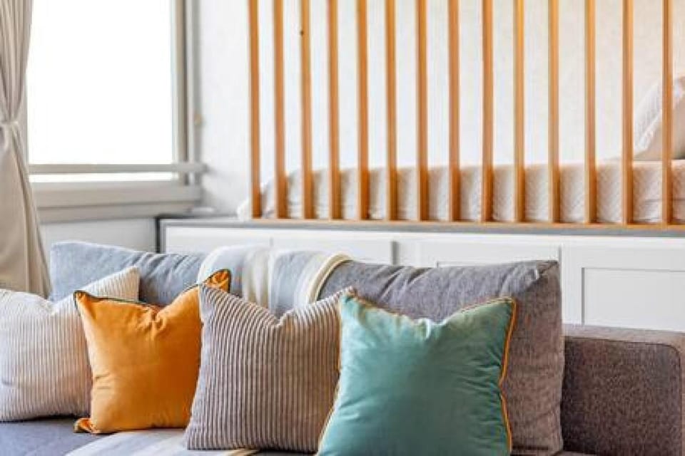 NEWLY Remodeled Upscale Design Central Waikiki House in Honolulu