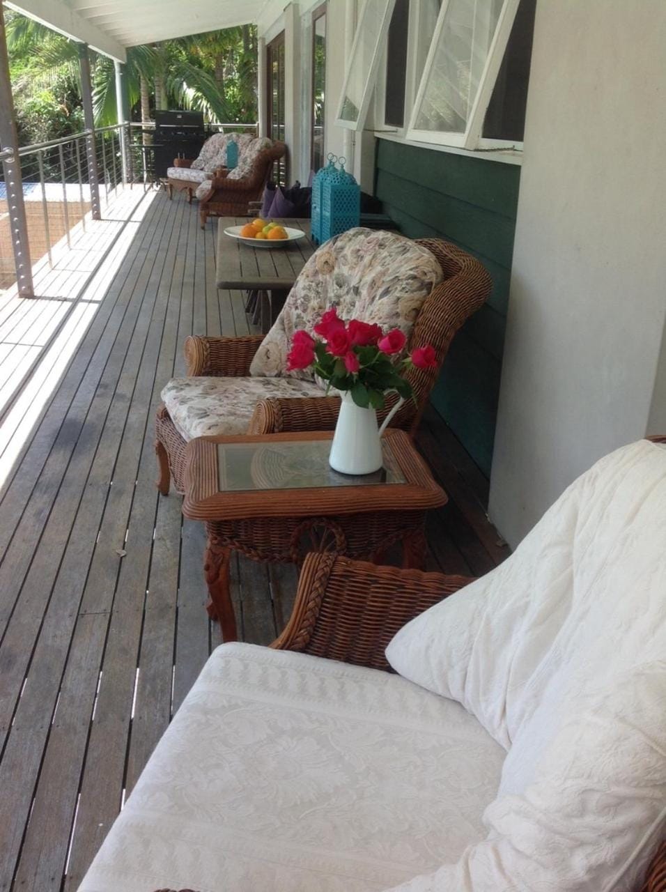 Balcony/Terrace, Decorative detail, Seating area
