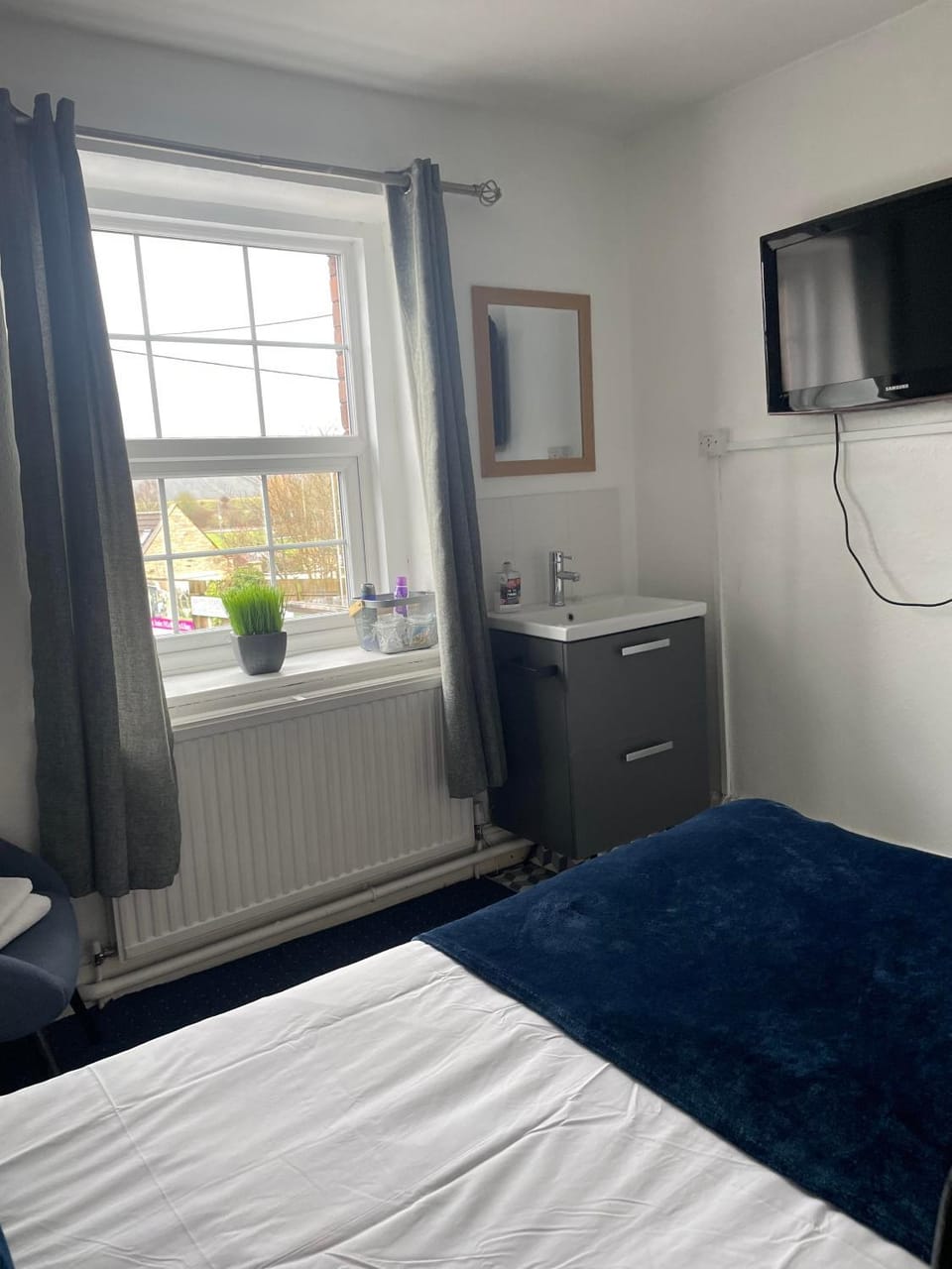 The Crown Inn - Rooms Bed and Breakfast in Bristol