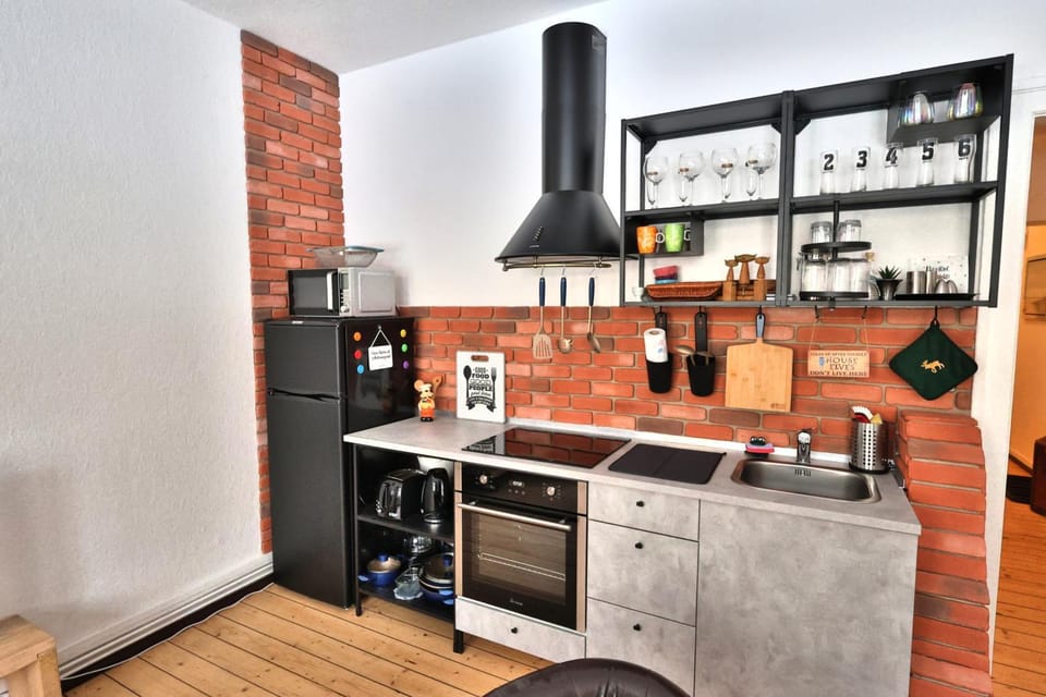 Kitchen or kitchenette, stove