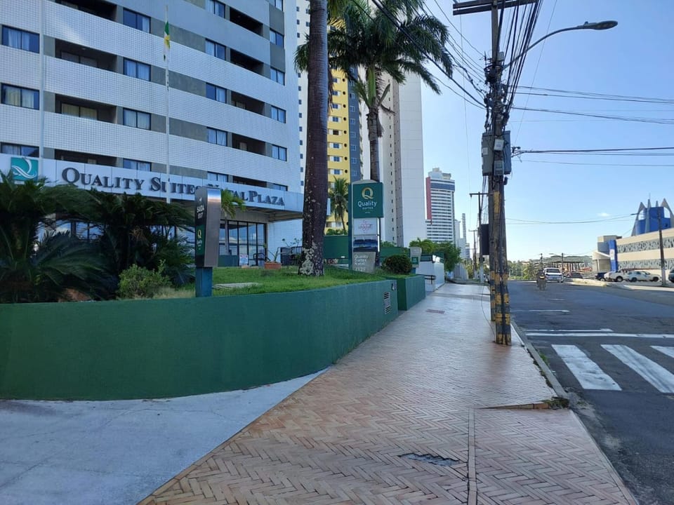 Neighbourhood, Street view, Location