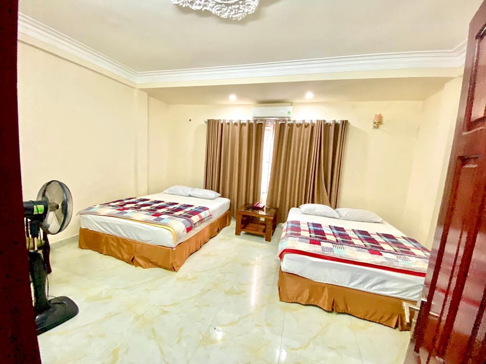 View (from property/room), Photo of the whole room, Bedroom