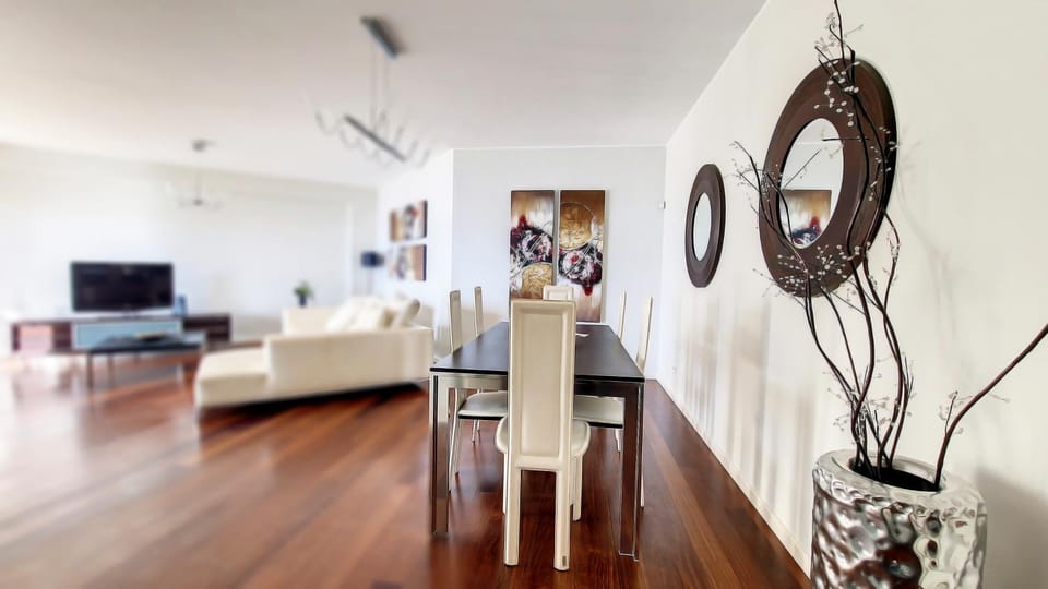 Sunset Bay by LovelyStay Apartment in Funchal