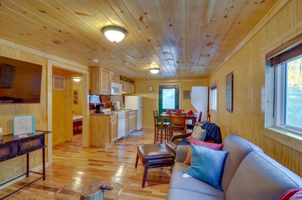 Peaceful Beattyville Cabin Near Red River Gorge! Cabin in Beattyville